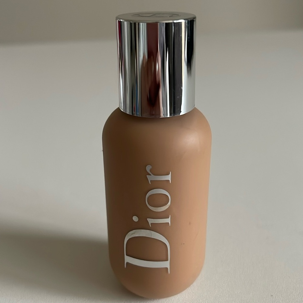 Dior Backstage Foundation in 3N